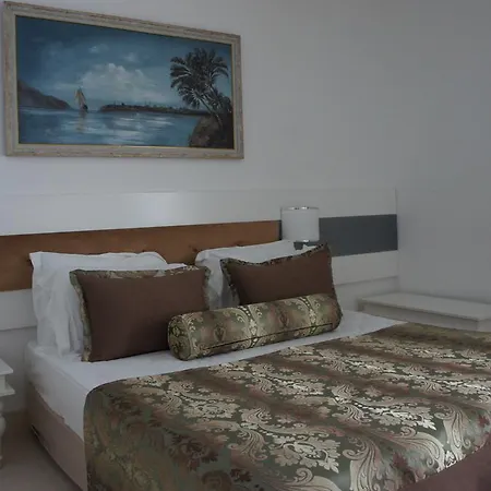 Onkel Hotel 4*