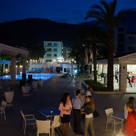 Hotel Onkel 4*